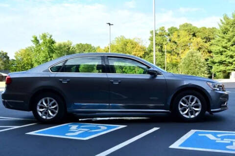 2016 Volkswagen Passat 1.8T S