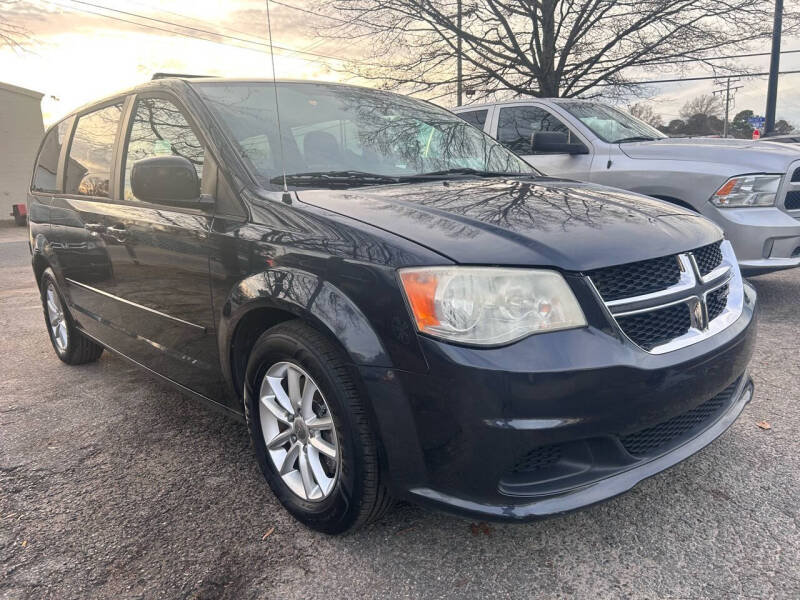 2014 Dodge Grand Caravan SXT 30th Anniversary photo 14