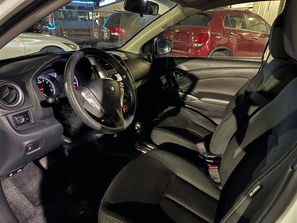 2019 Nissan Versa
