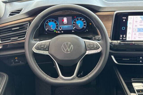 2025 Volkswagen Atlas SE