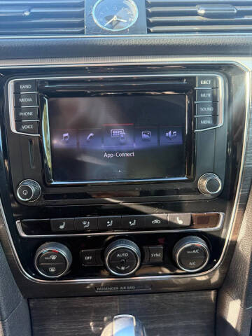 2016 Volkswagen Passat