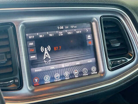 2017 Dodge Challenger SXT