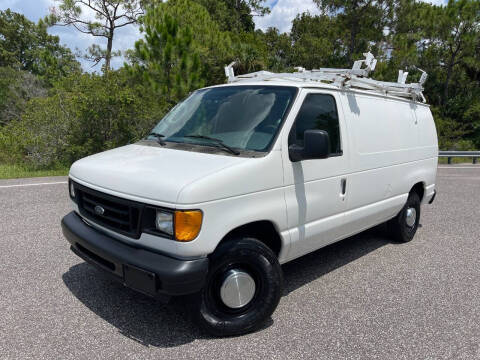 2006 Ford E-Series for sale at VICTORY LANE AUTO SALES in Port Richey FL