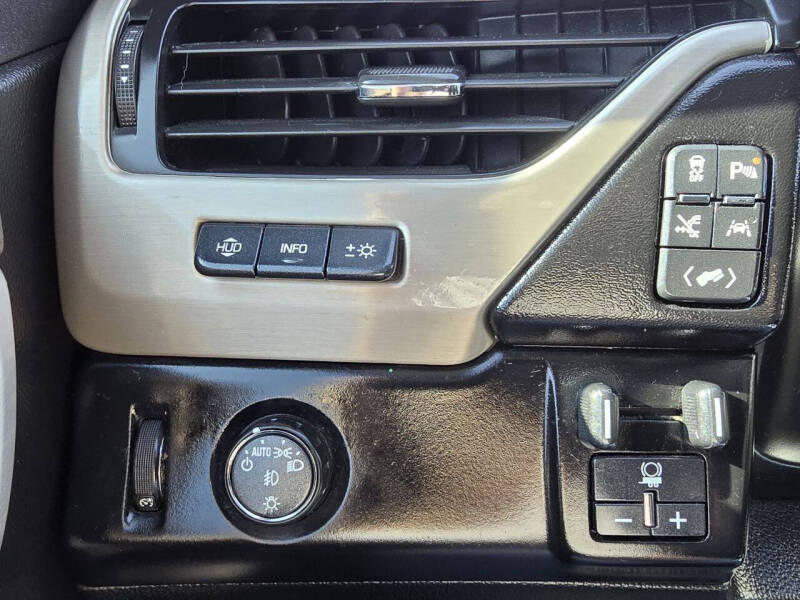 2017 GMC Yukon XL Denali