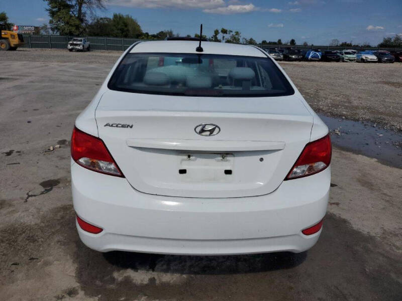 2017 Hyundai Accent SE