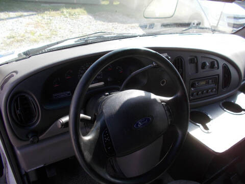 2001 Ford E-Series E-350 SD