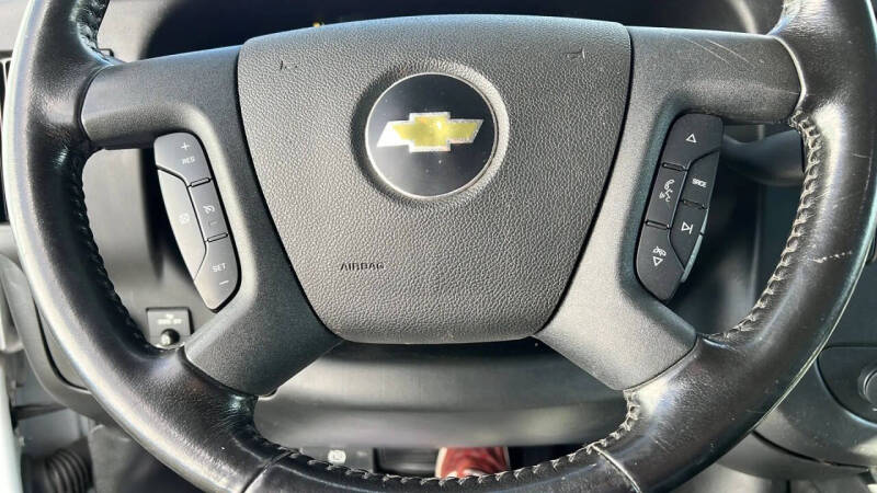 2022 Chevrolet Express 2500