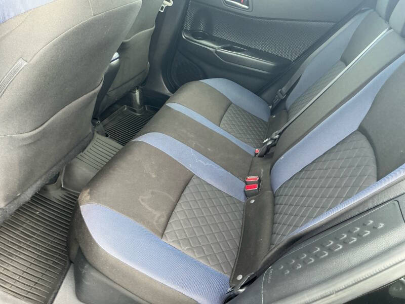 2021 Toyota C-HR XLE