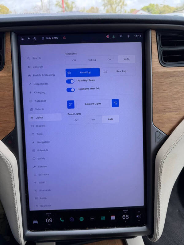 2019 Tesla Model X Standard Range