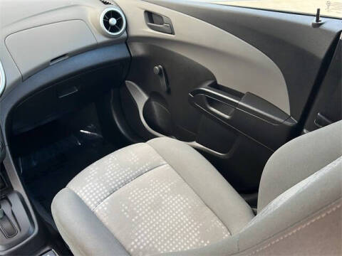 2020 Chevrolet Sonic LT