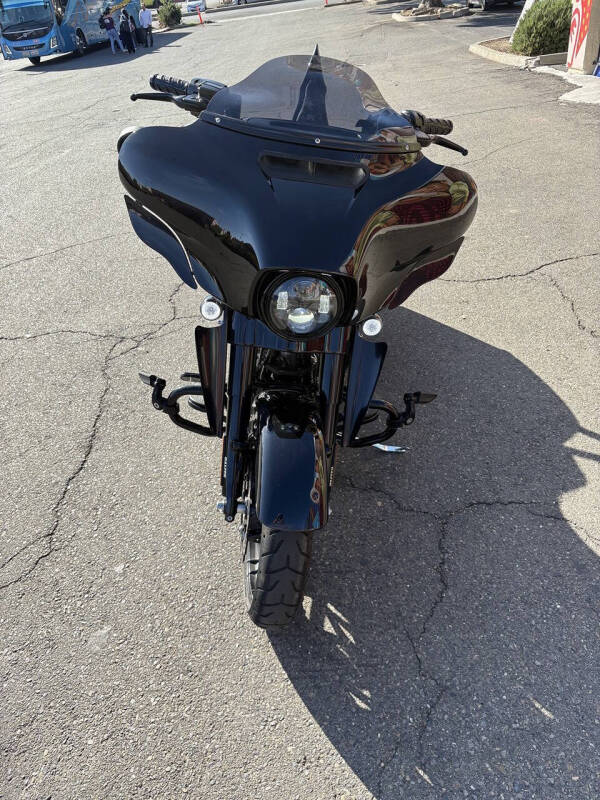 2022 Harley-Davidson Street Glide