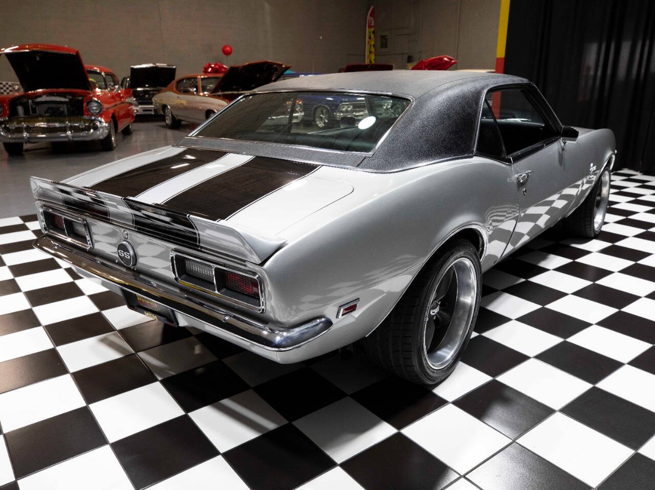 1968 Chevrolet Camaro 16