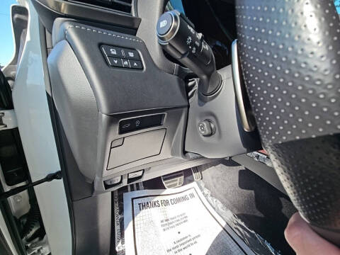 2022 Lexus LX 600 F SPORT Handling