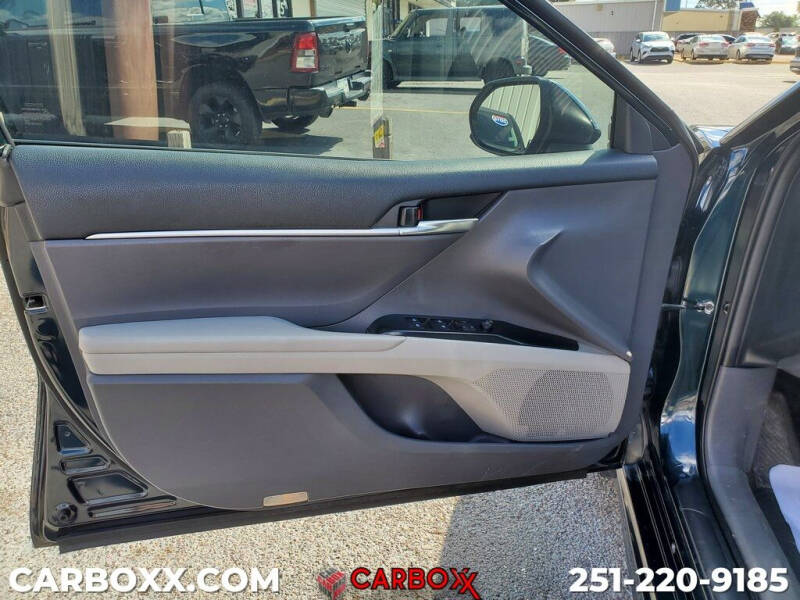 2019 Toyota Camry LE