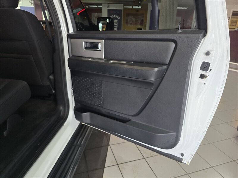 2017 Ford Expedition EL XLT
