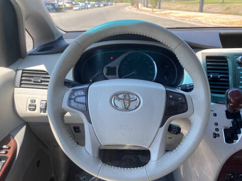 2011 Toyota Sienna XLE 7-Passenger