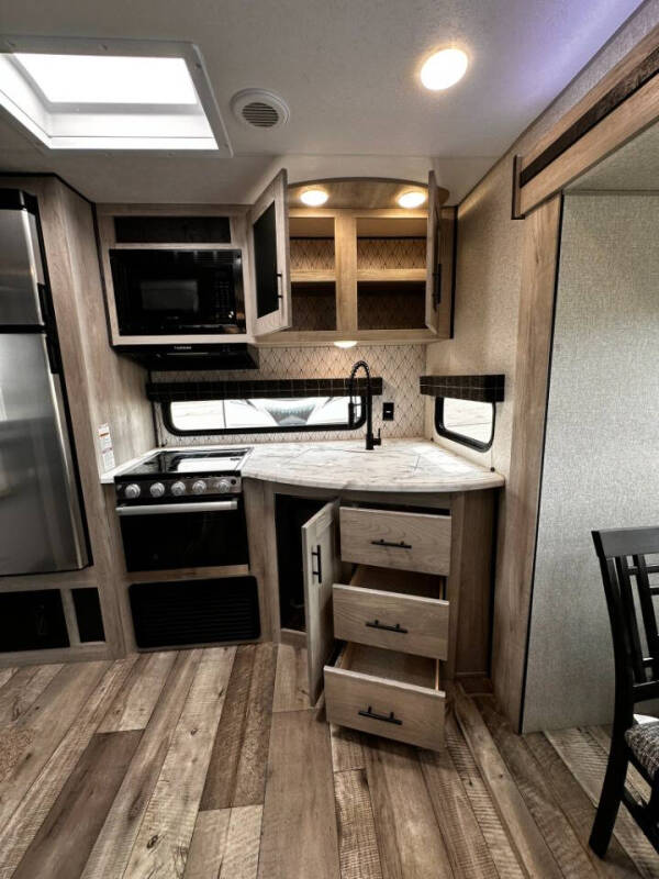 2022 KZ RV Connect 261RK