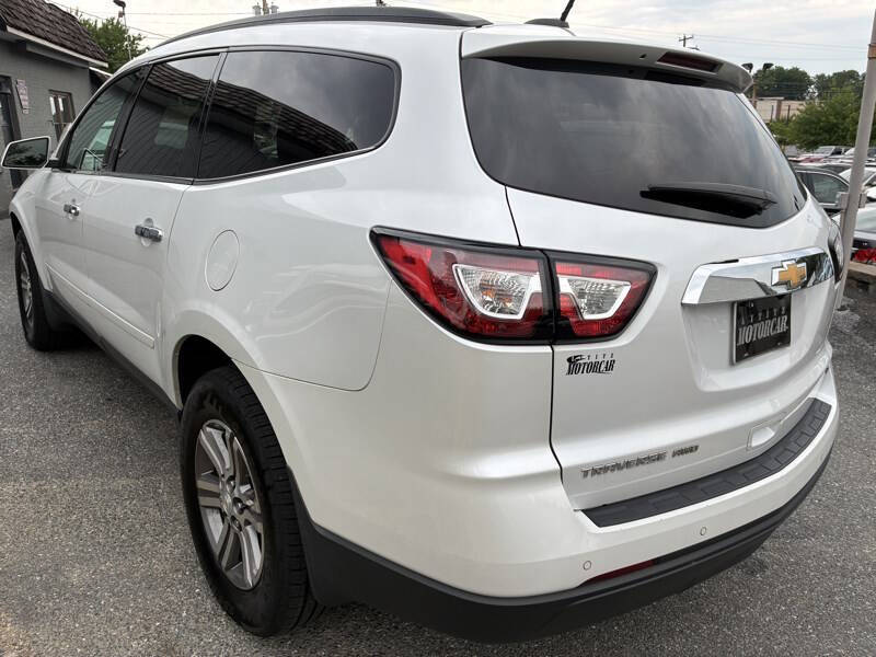 2017 Chevrolet Traverse LT
