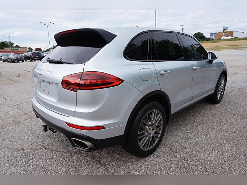 2016 Porsche Cayenne