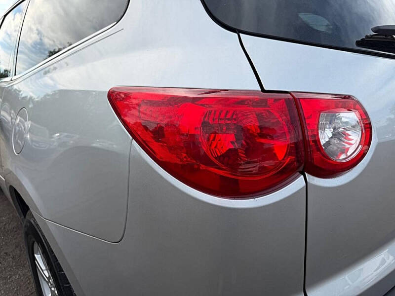 2011 Chevrolet Traverse LT