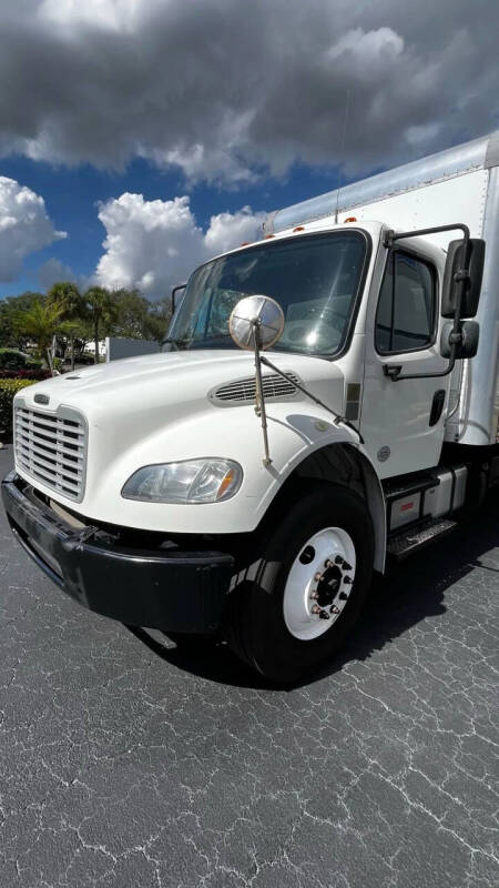 2018 Freightliner M2 106