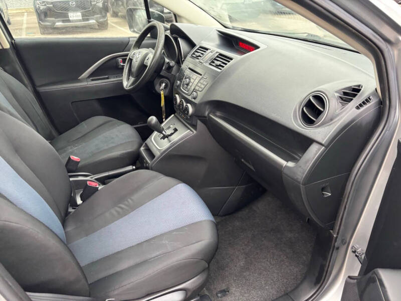 2014 Mazda MAZDA5 Sport