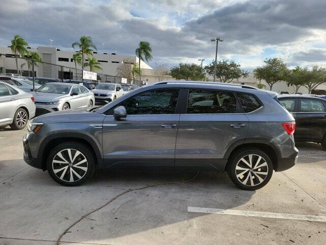 2022 Volkswagen Taos SE