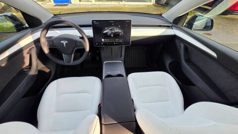 2024 Tesla Model Y Long Range