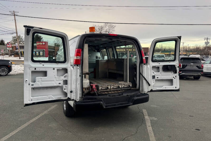 2017 Chevrolet Express 2500