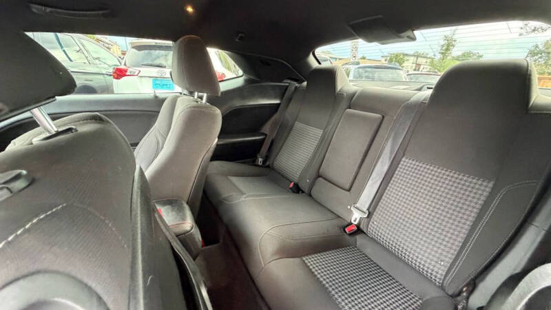 2018 Dodge Challenger SXT