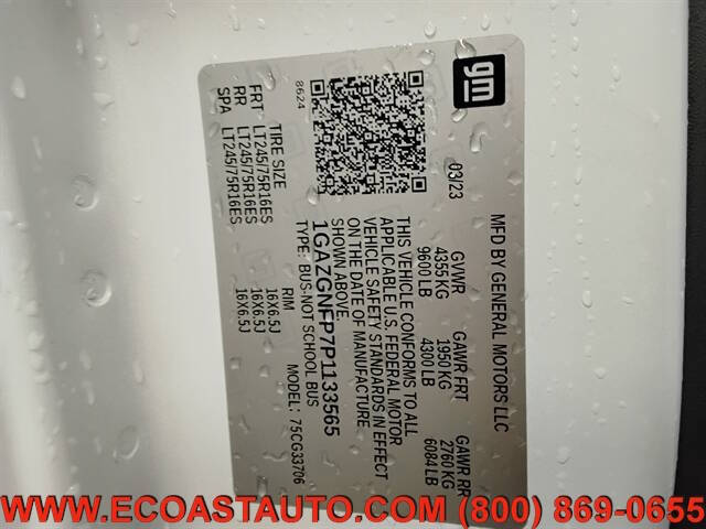 2023 Chevrolet Express LS 3500