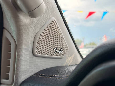 2019 Nissan Titan SV