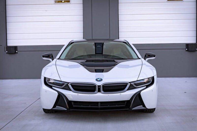 2017 BMW i8