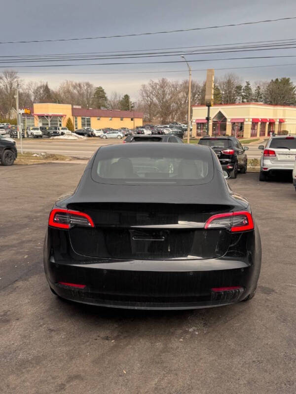 2019 Tesla Model 3 Standard Range Plus