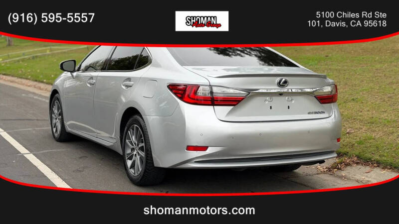 2016 Lexus ES 300h