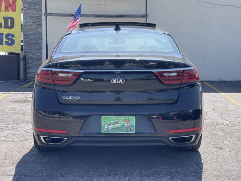 2017 Kia Cadenza Premium