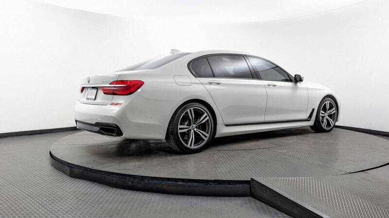 2017 BMW 7 Series 750i