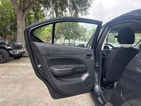 2024 Mitsubishi Mirage G4 ES