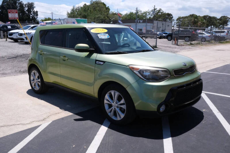 2016 Kia Soul +