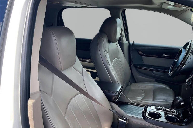 2013 GMC Acadia Denali