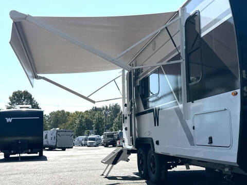 2026 Winnebago Thrive