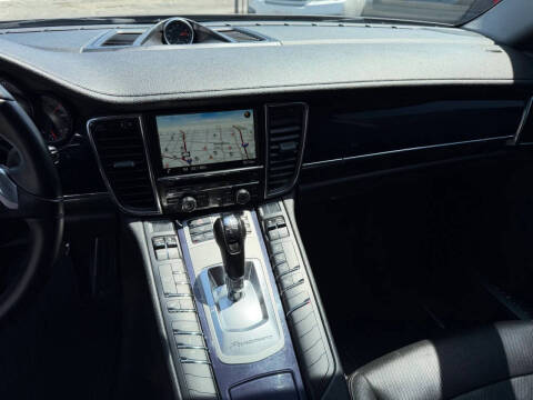 2014 Porsche Panamera