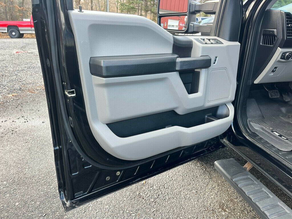 2019 Ford F-150 28