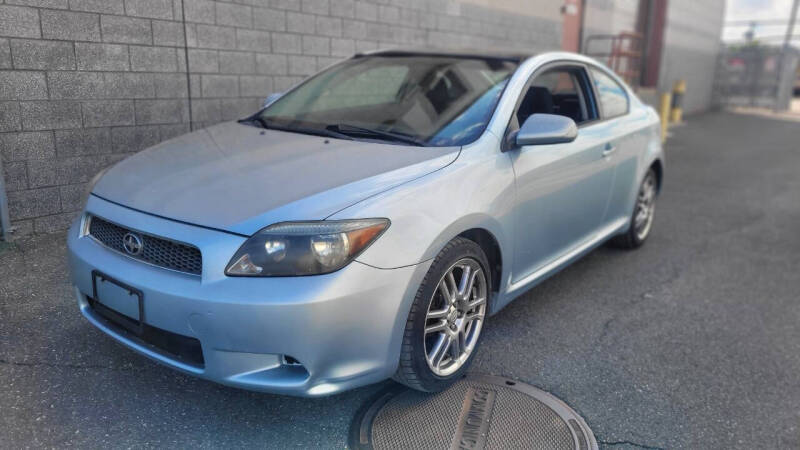 2005 Scion tC