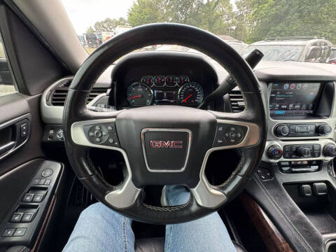 2017 GMC Yukon XL SLT