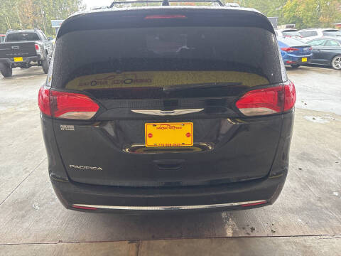 2019 Chrysler Pacifica Touring L Plus