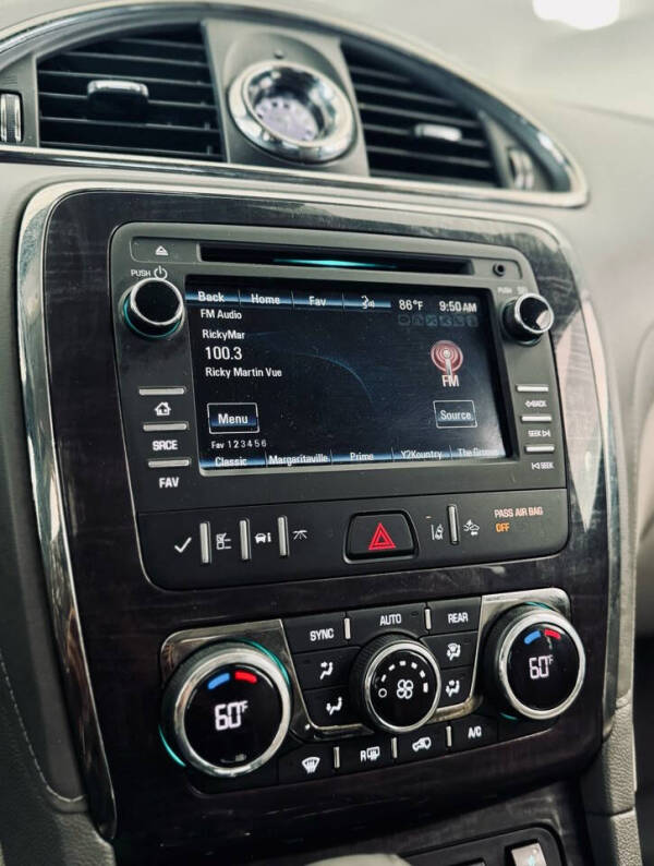 2017 Buick Enclave Leather