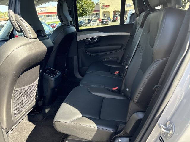 2025 Volvo XC90 B5 Core Bright Theme