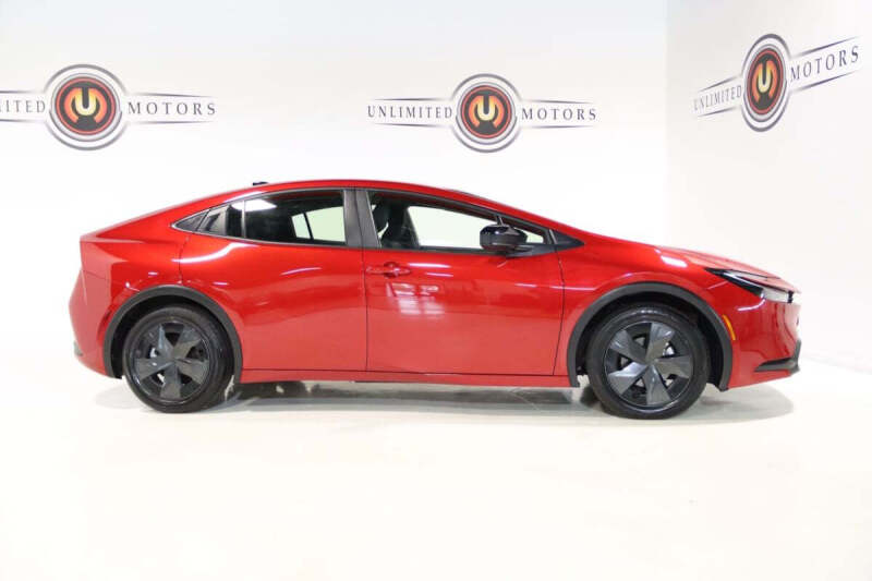 2026 Toyota Prius LE