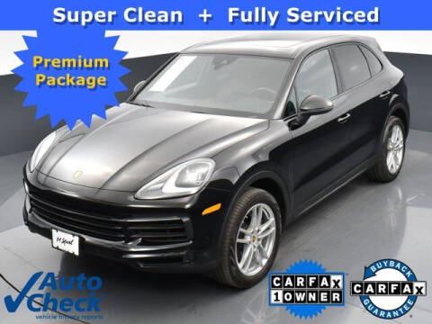 2020 Porsche Cayenne for sale at CTCG AUTOMOTIVE in Newark NJ